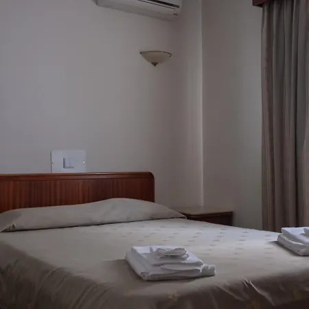 Peregrinos De By Umbral Hotel 2*