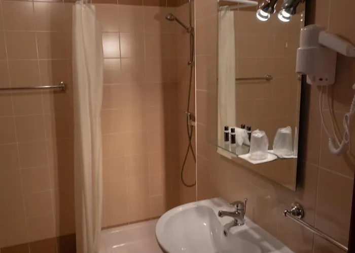 Peregrinos De By Umbral Hotel 2*